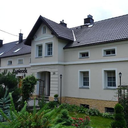Gosciniec Zapiecek Stronie Slaskie Exterior foto